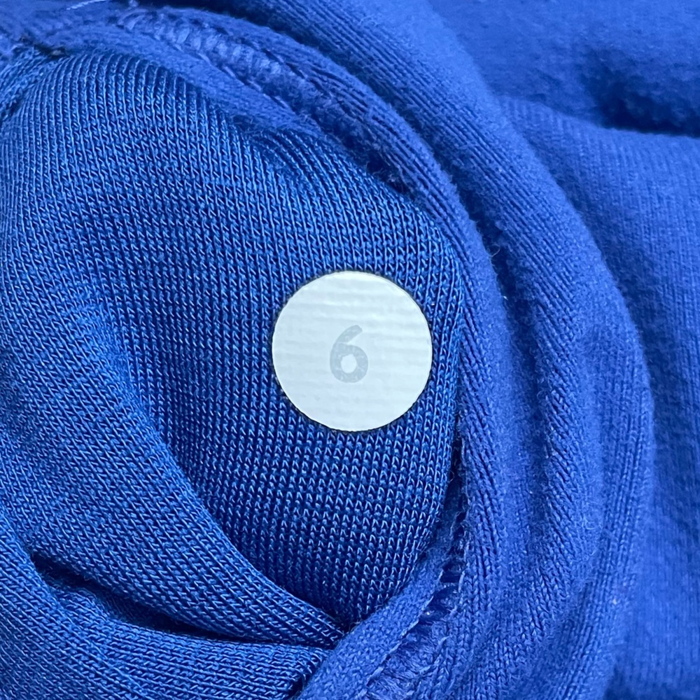 Lululemon Wunder Under Size 6, Barely Worn! Perfe… - image 2